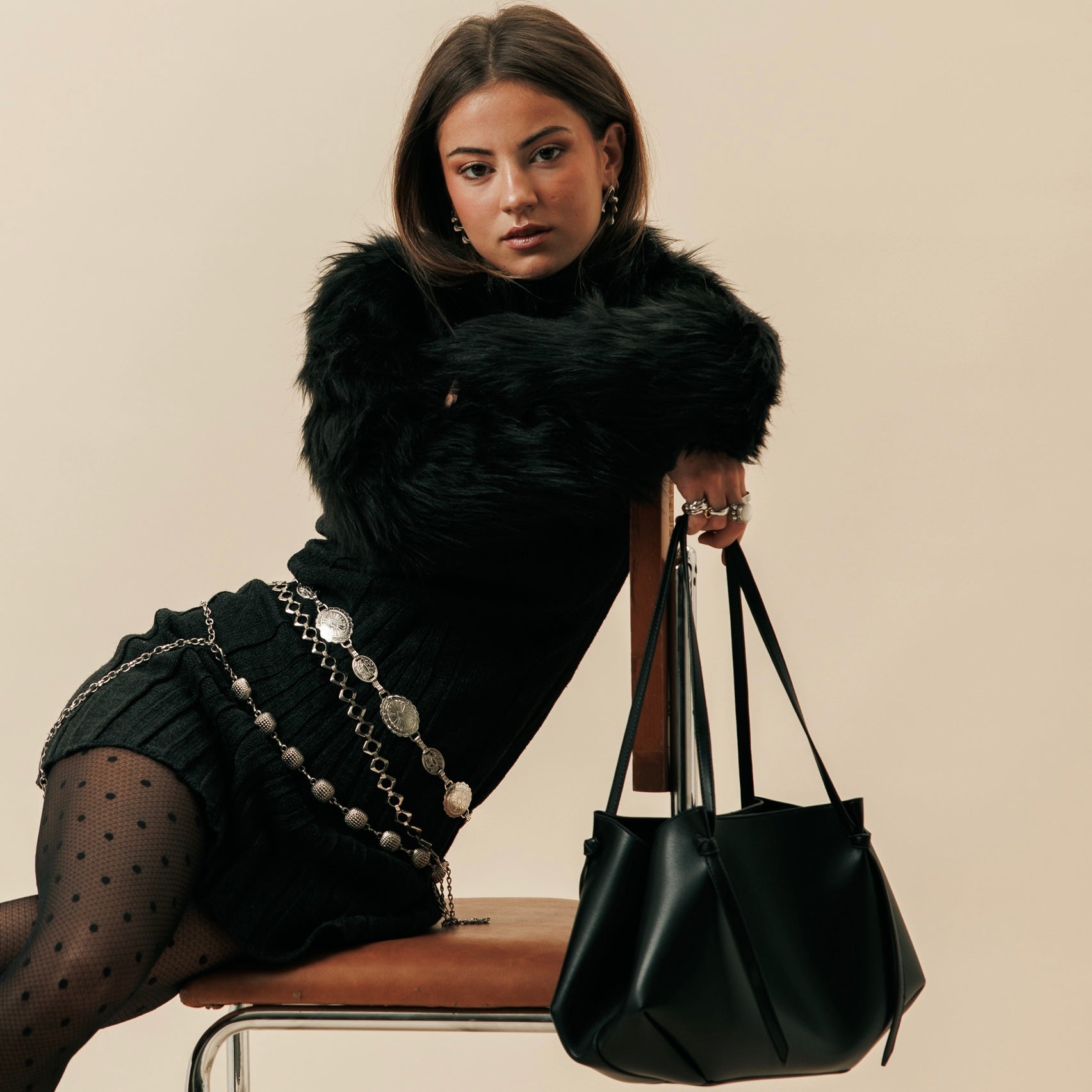 Tala tote bag in black