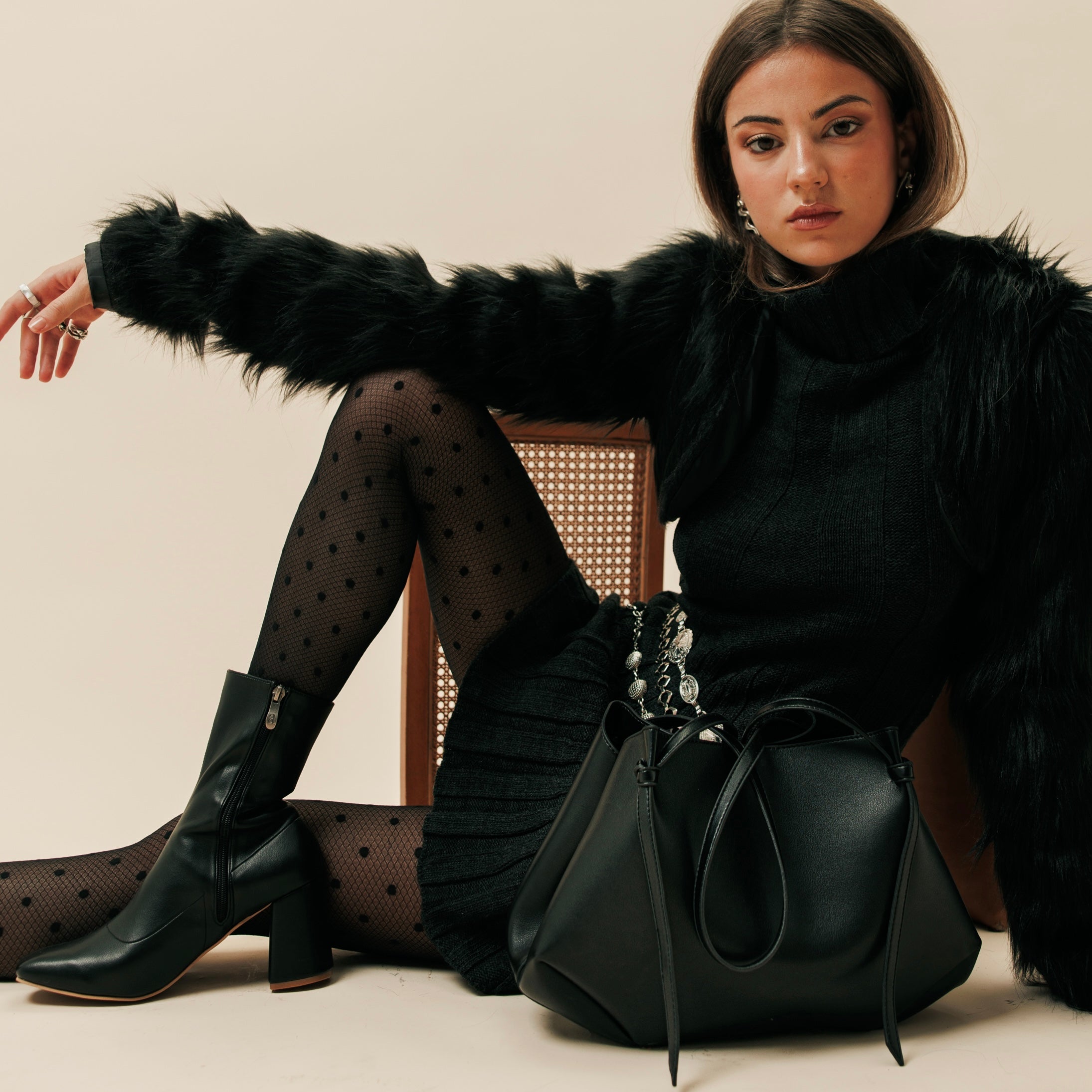 Square leather ankle boots in black