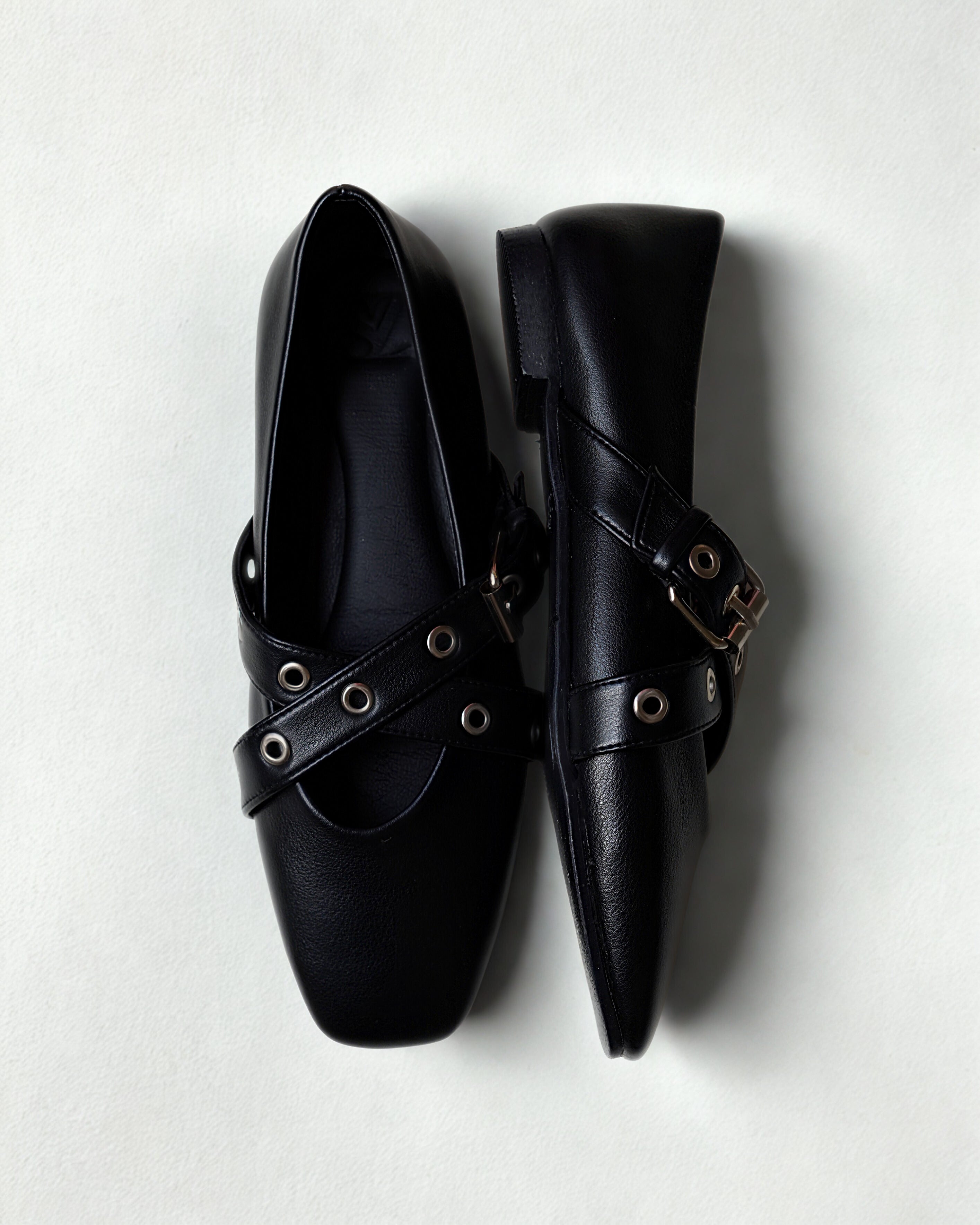 Cross strap black flats