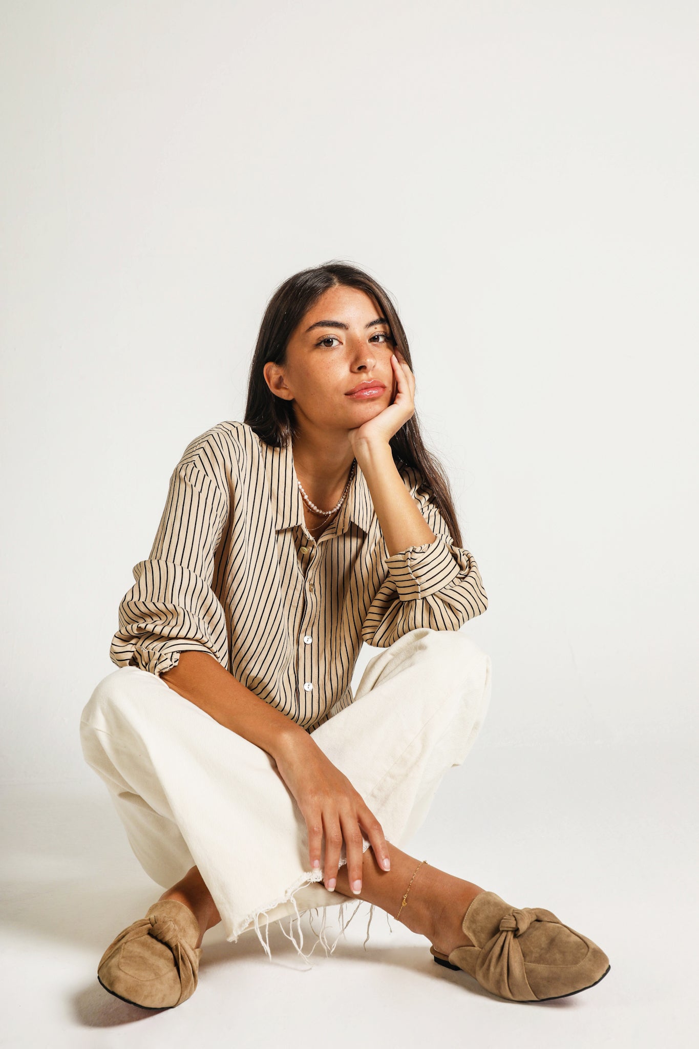 Café Square Toe Knot Mules