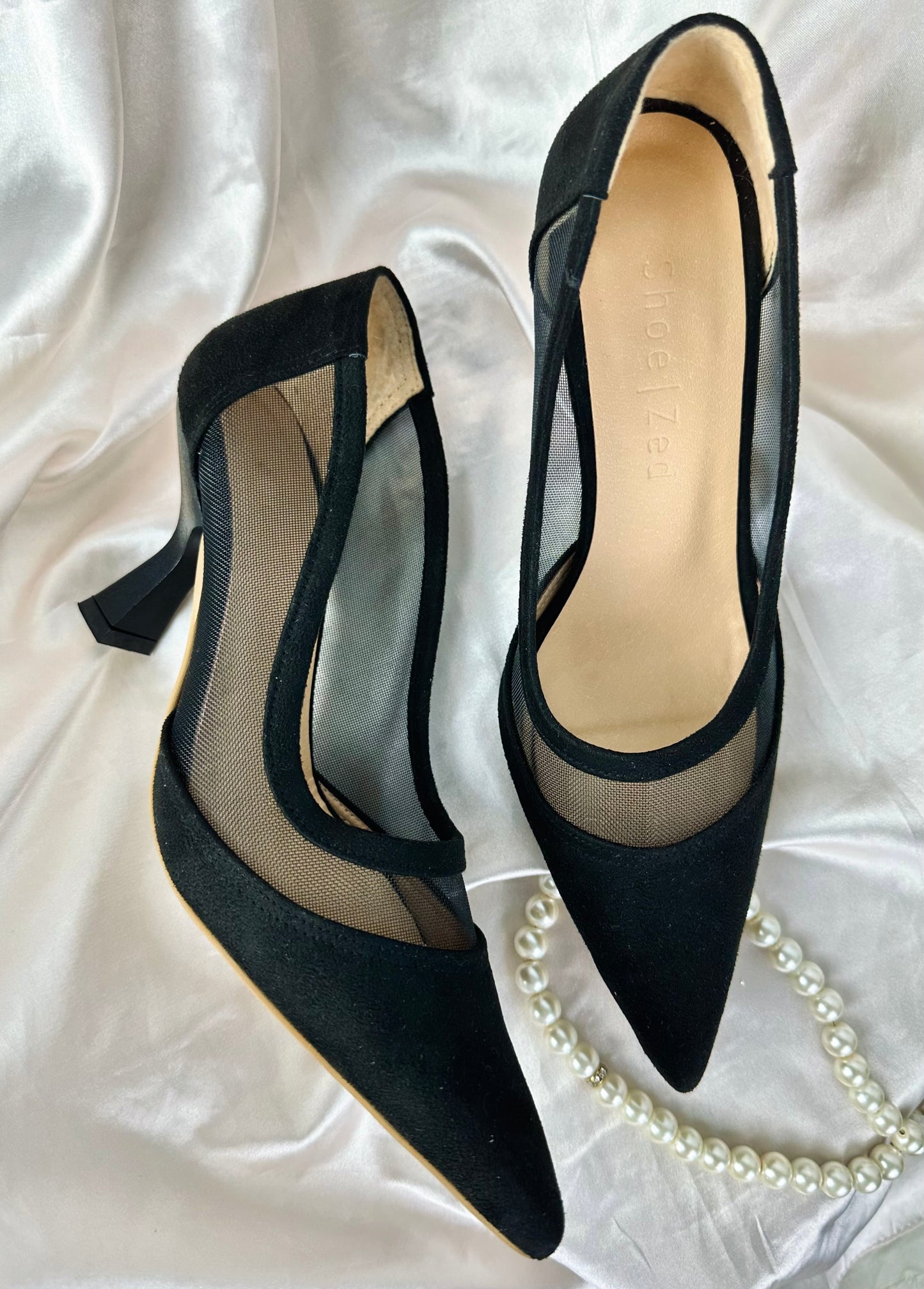 Mesh heels