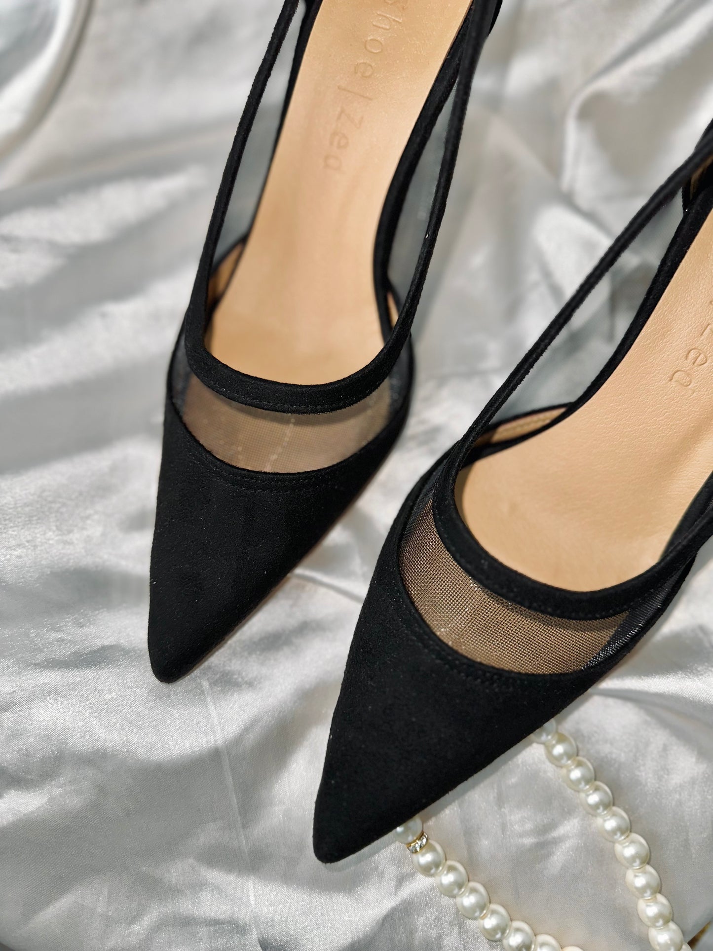 Mesh heels