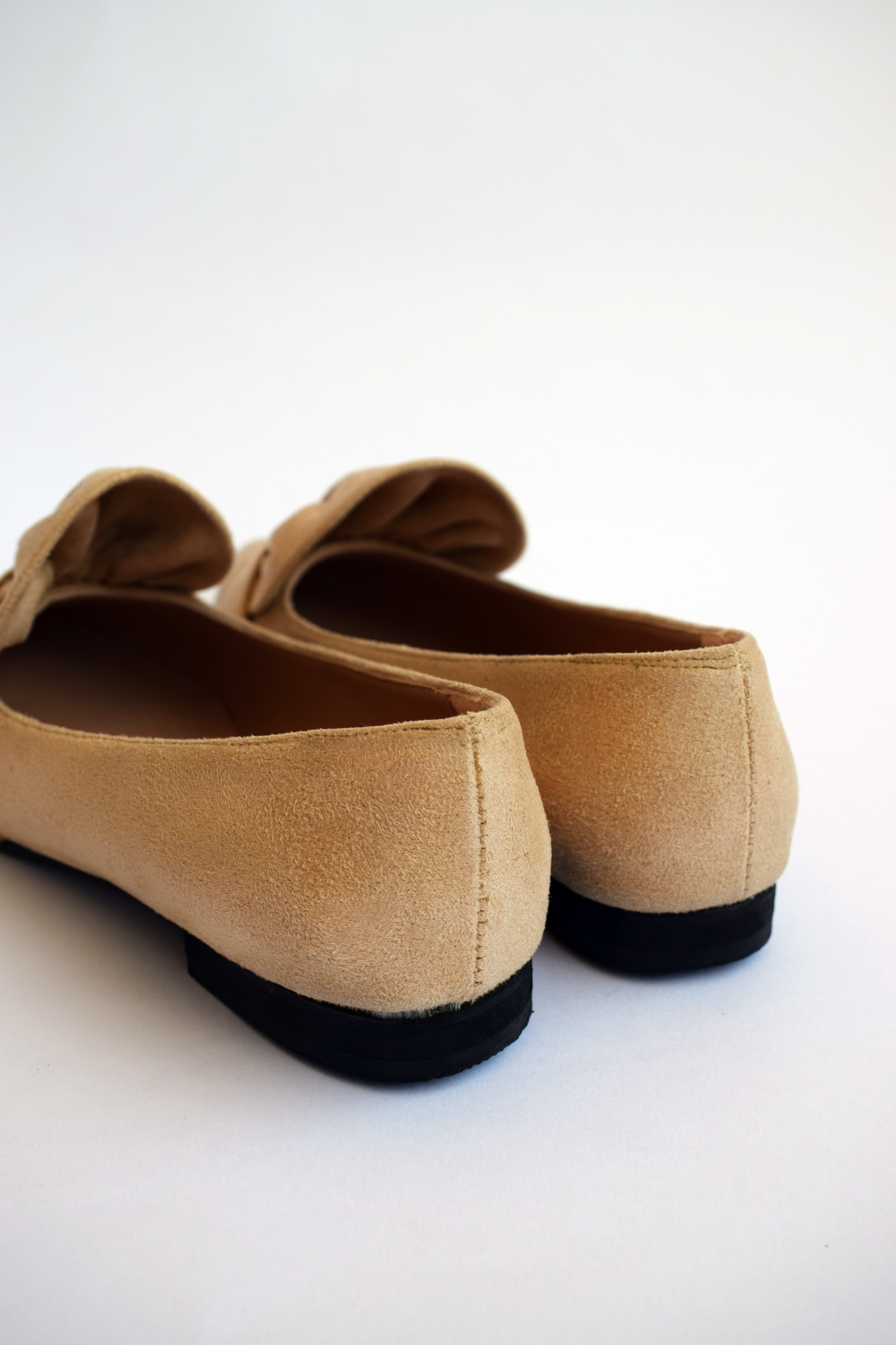 Beige Pointed Corals Flats