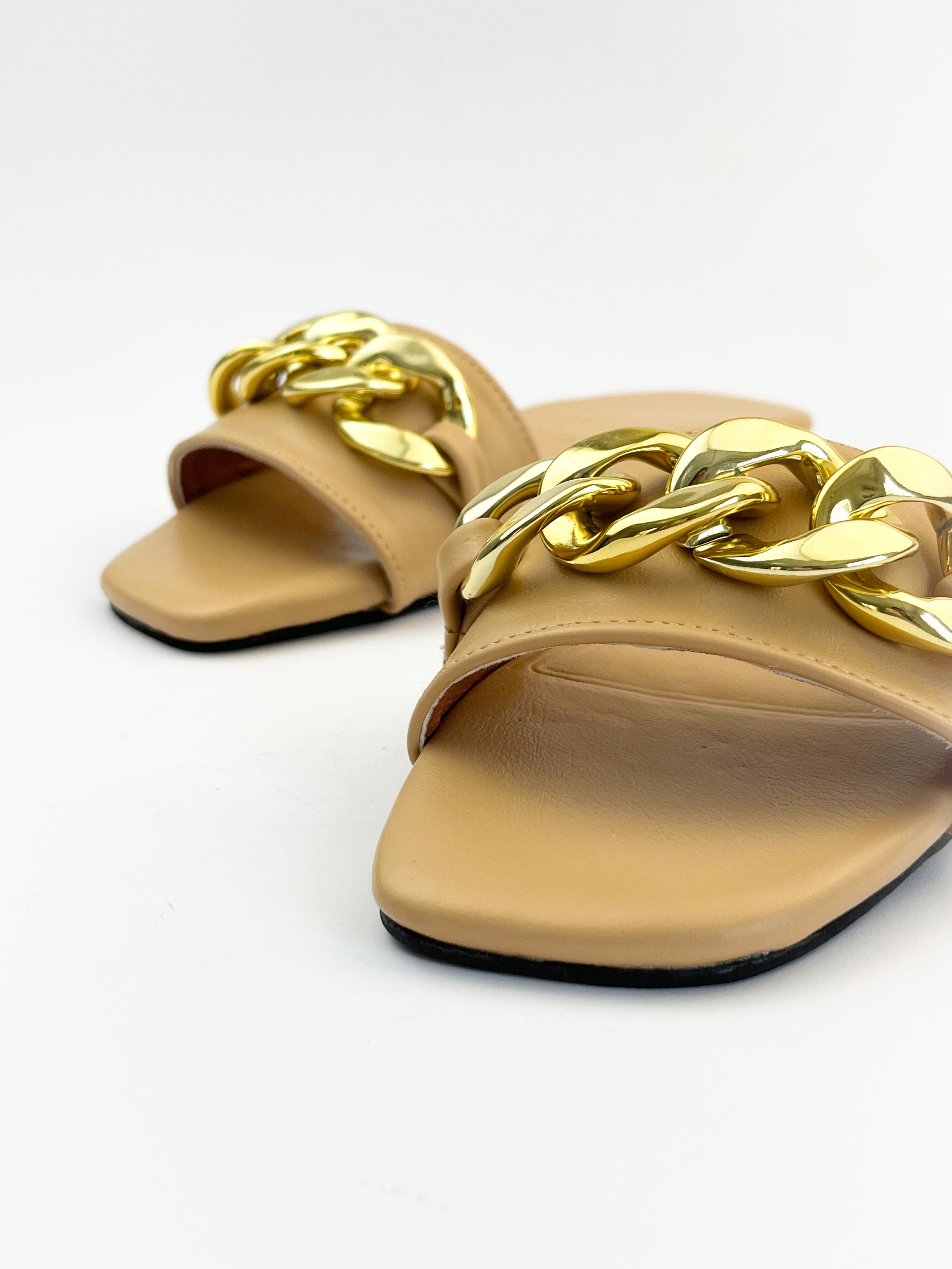 Goldilocks Sandals