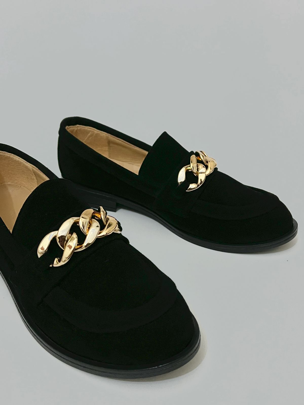 Black suede Mocassini