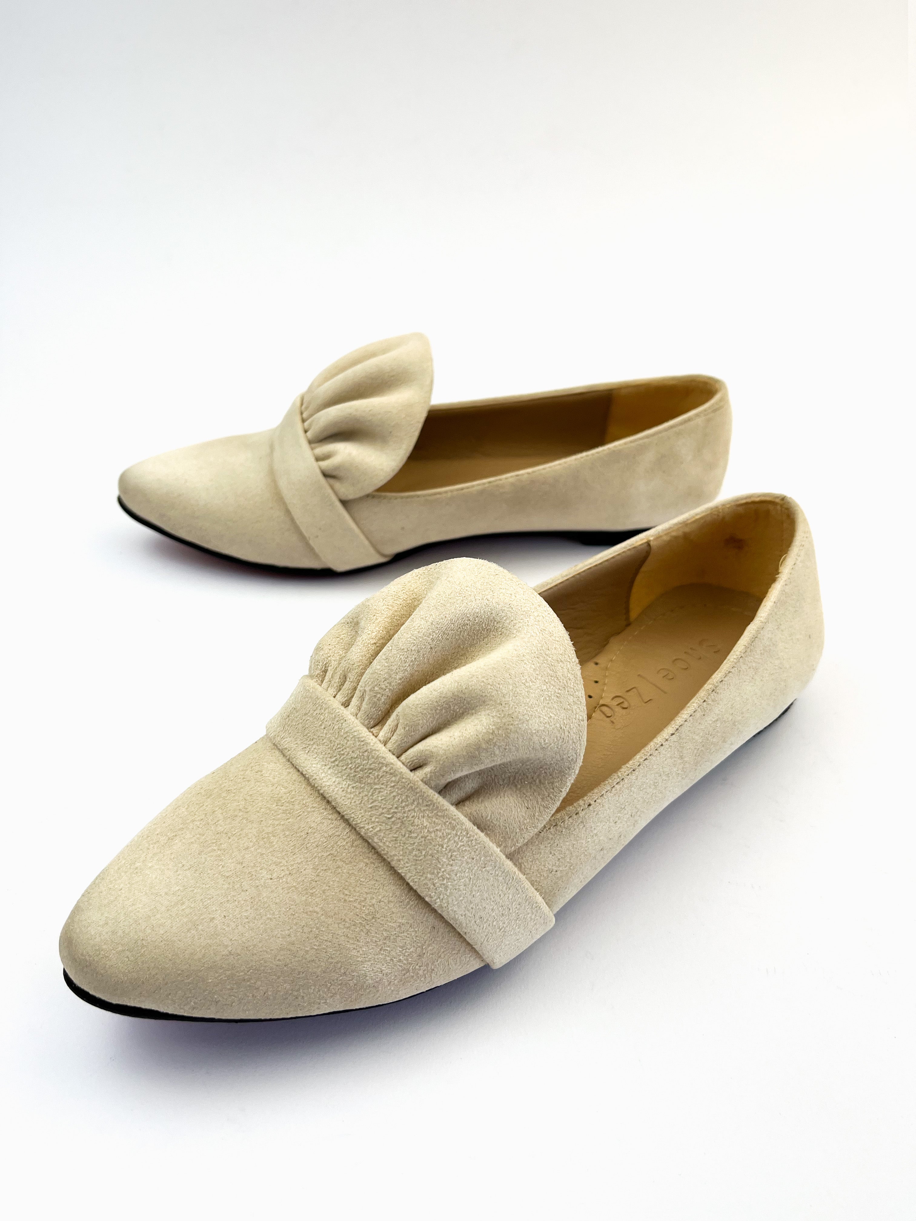 Beige Pointed Corals Flats
