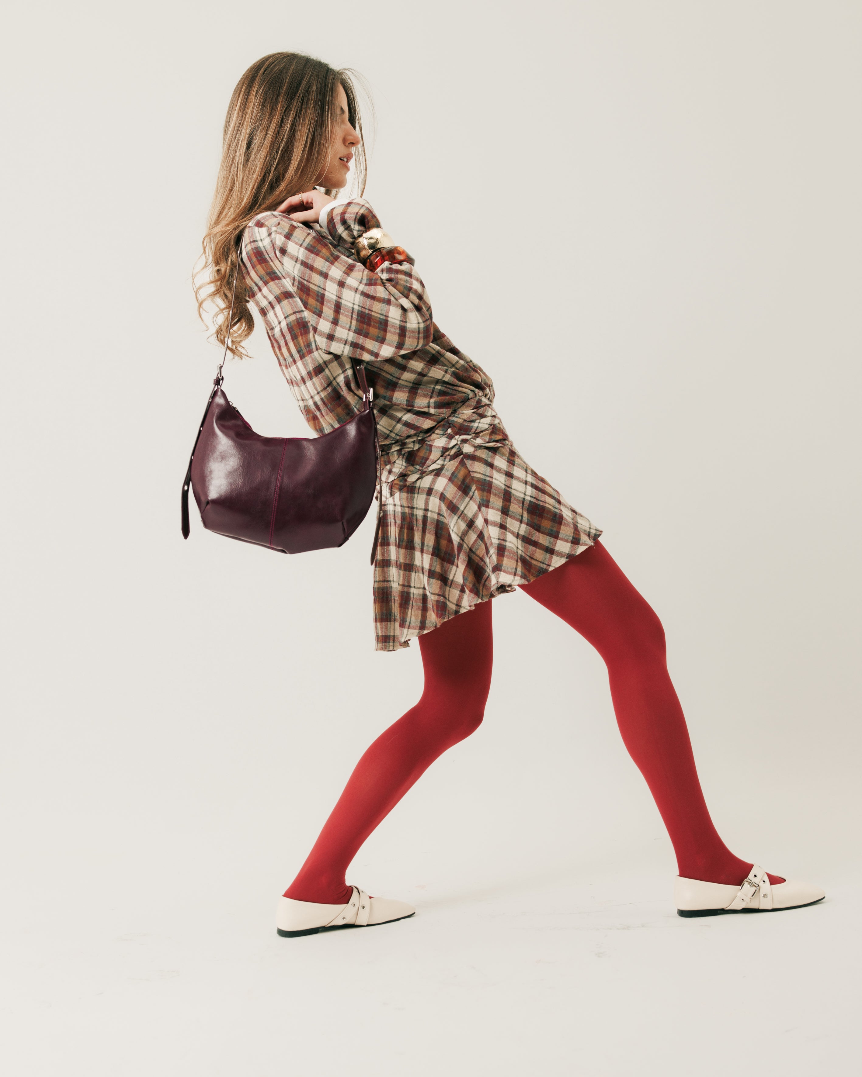 Studs & Strap shoulder bag in burgundy