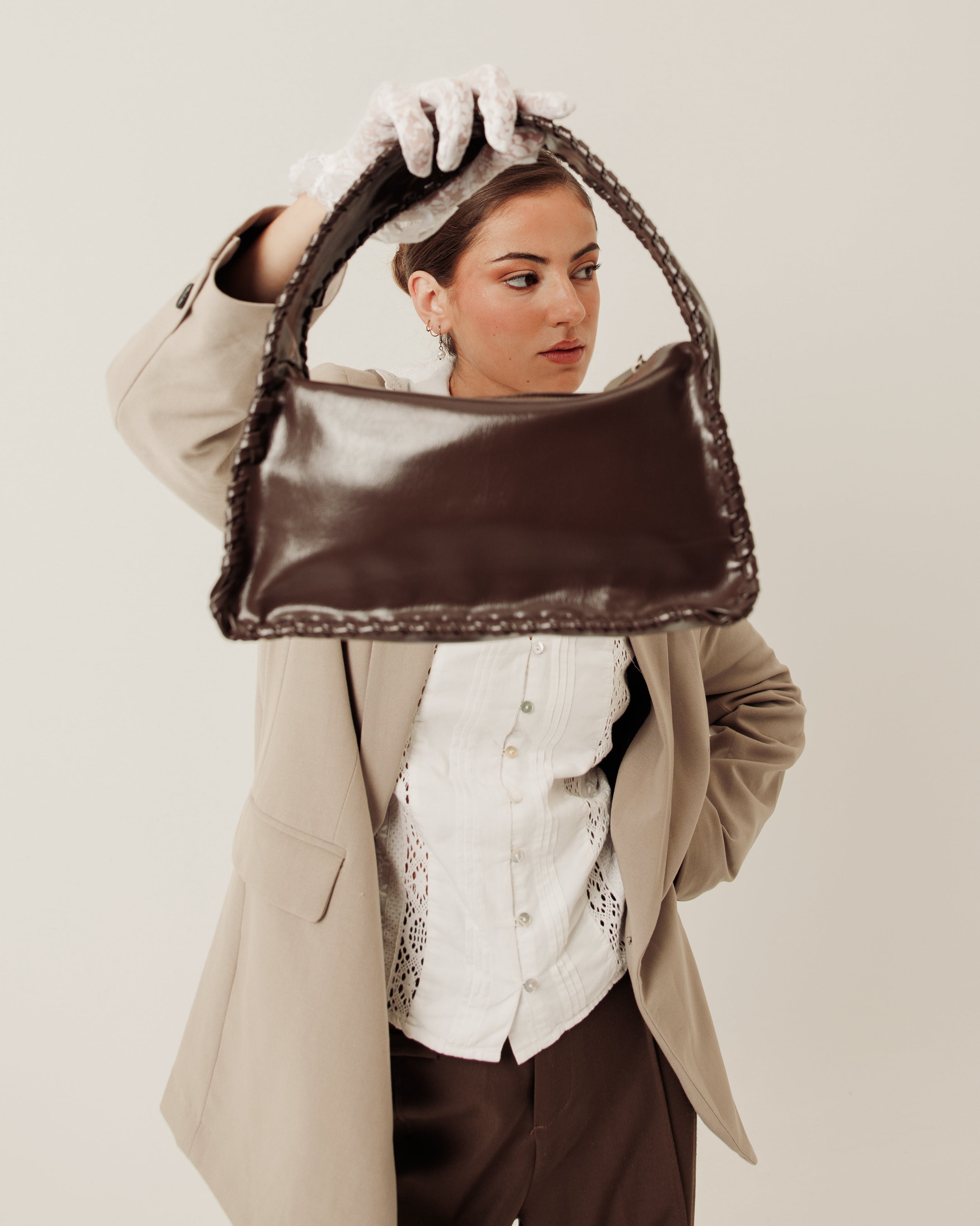 Gypsy weave handbag in Mocha