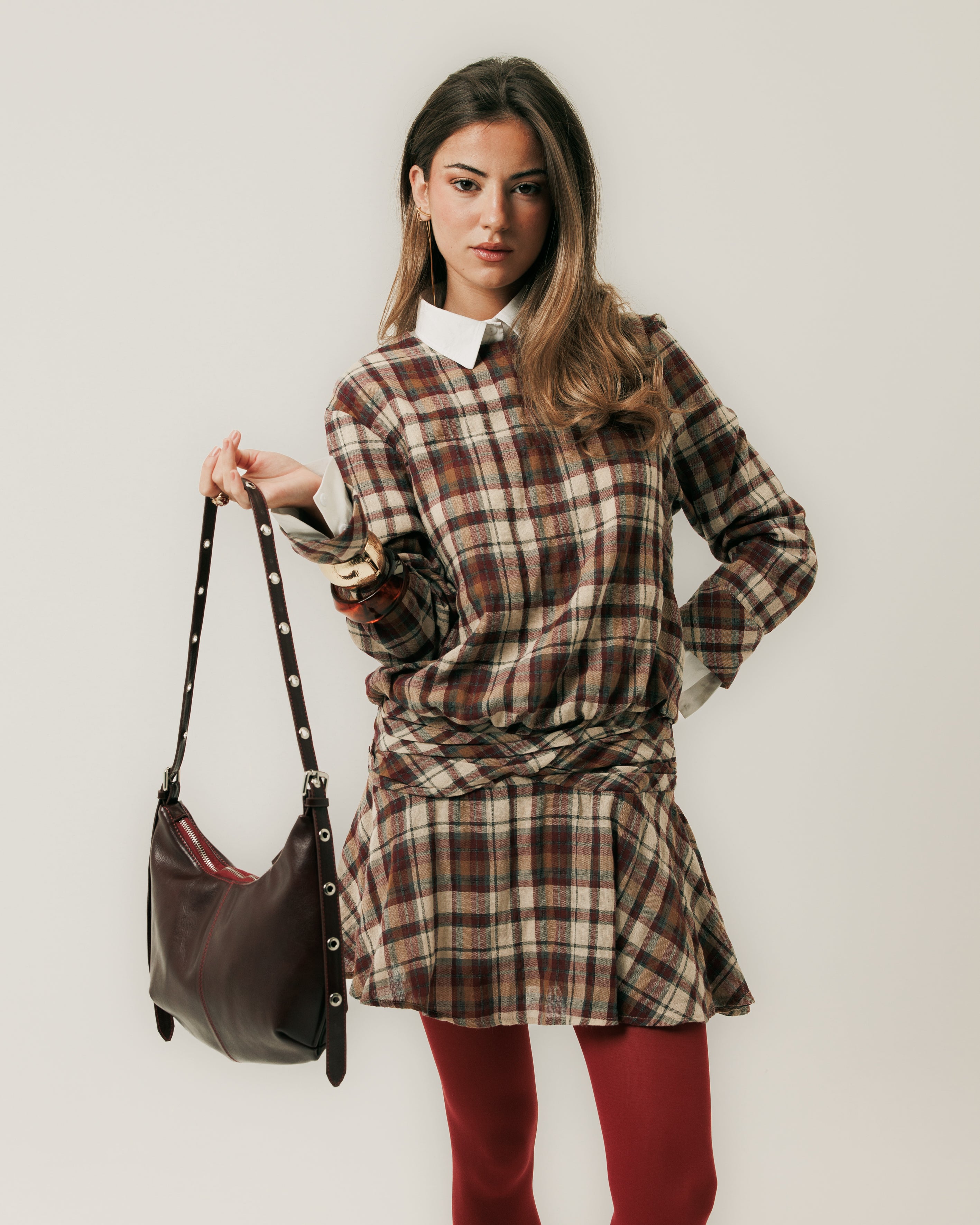 Studs & Strap shoulder bag in burgundy