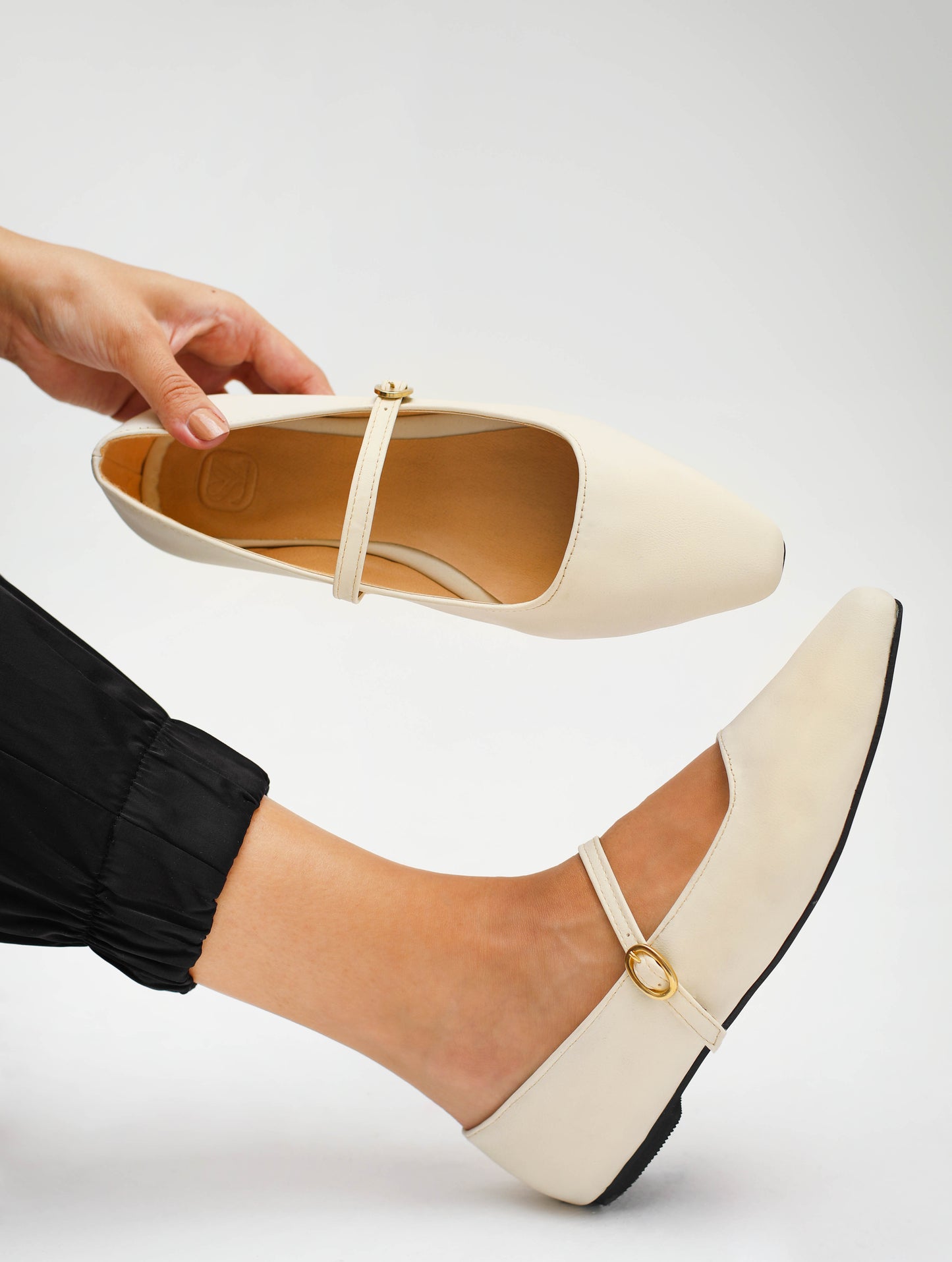 Light beige MaryJ flats