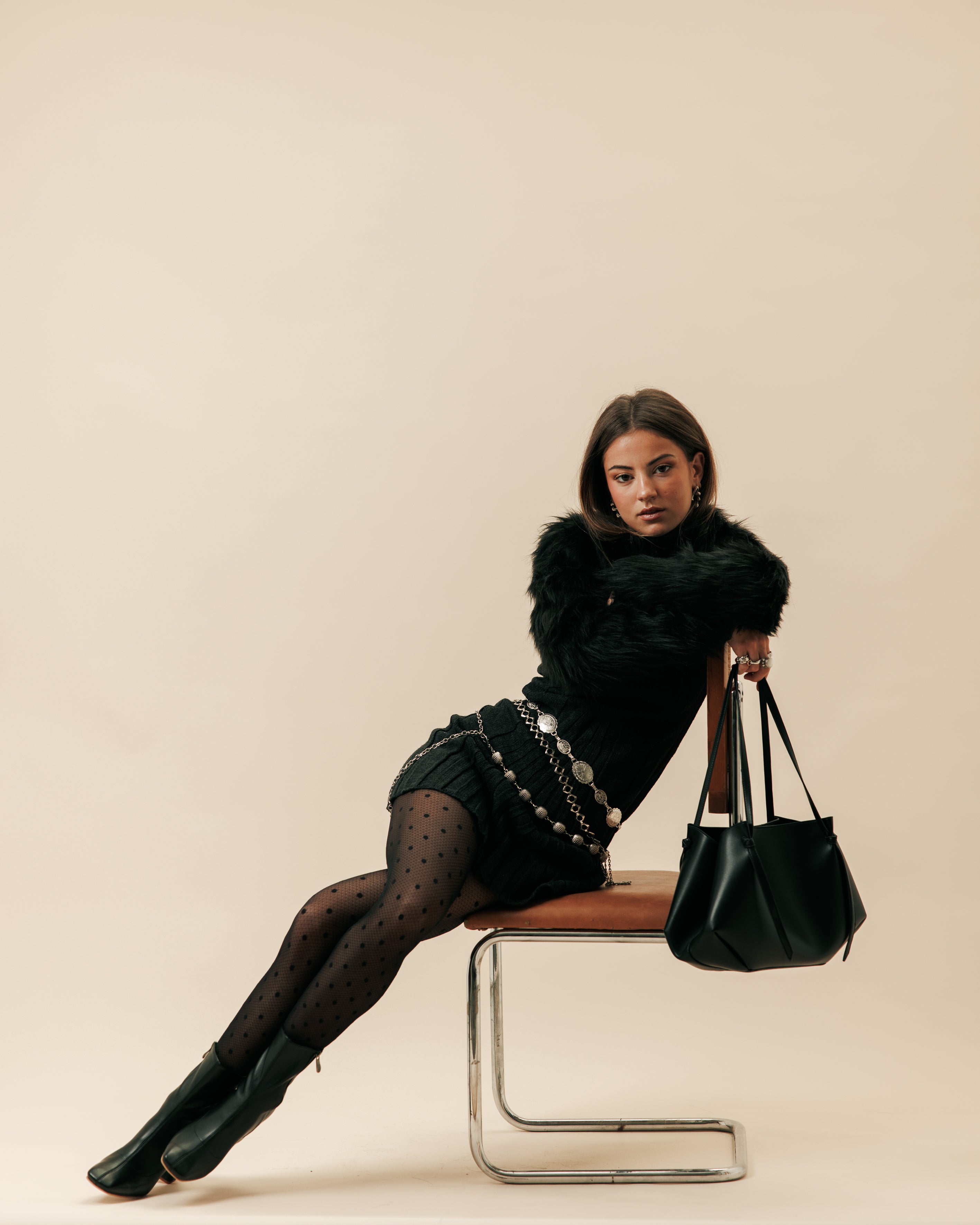 Tala tote bag in black