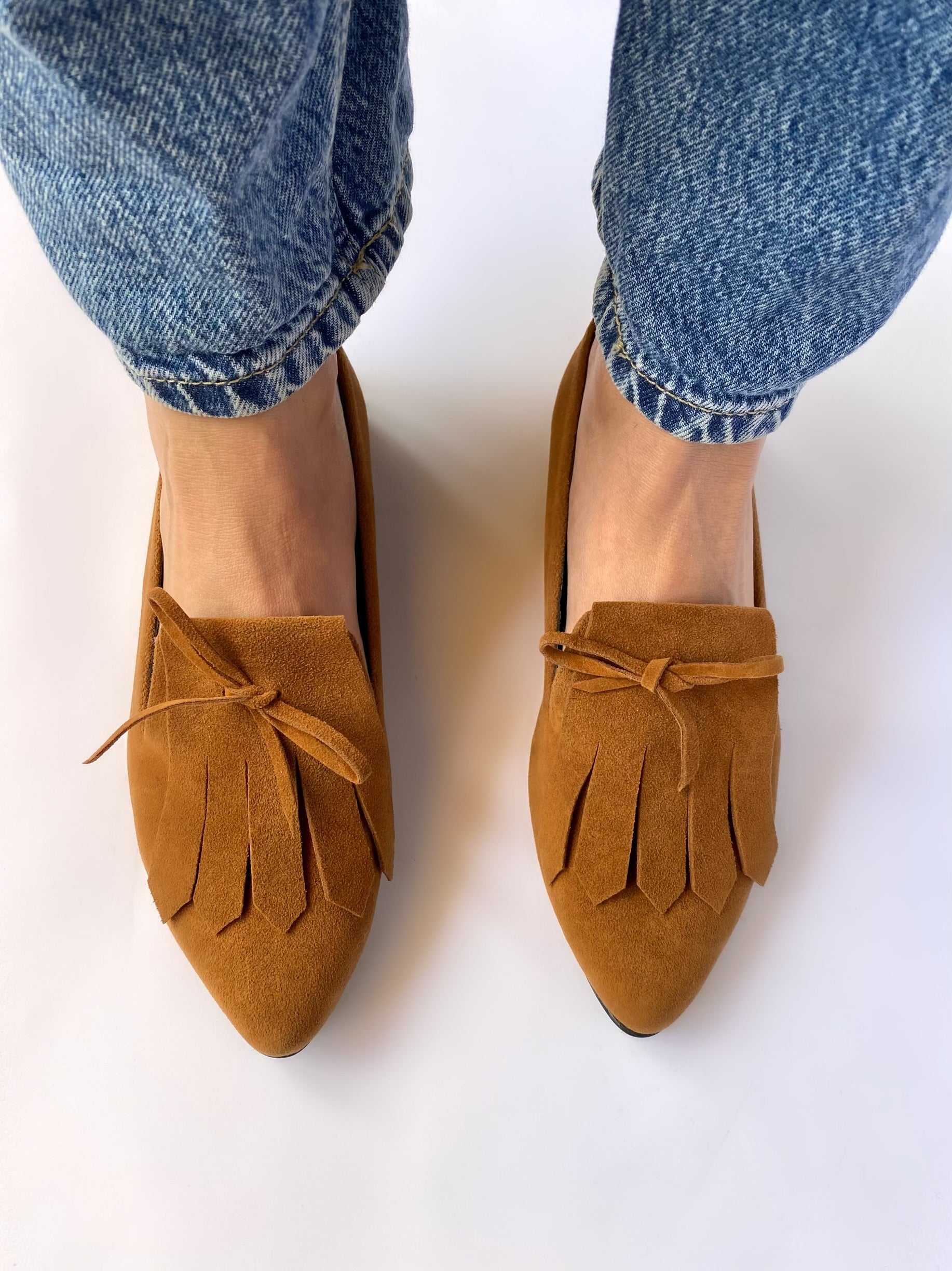 Havane Fringed Suede Loafers