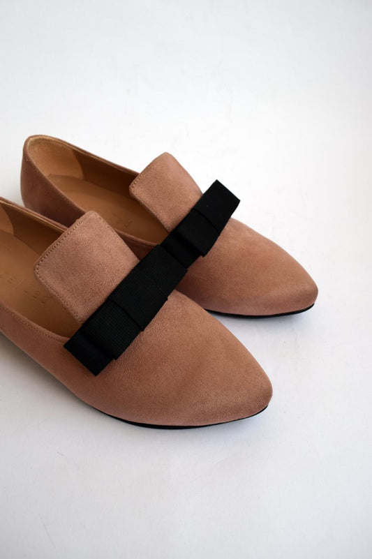 Cashmere Pointed Bow Loafers