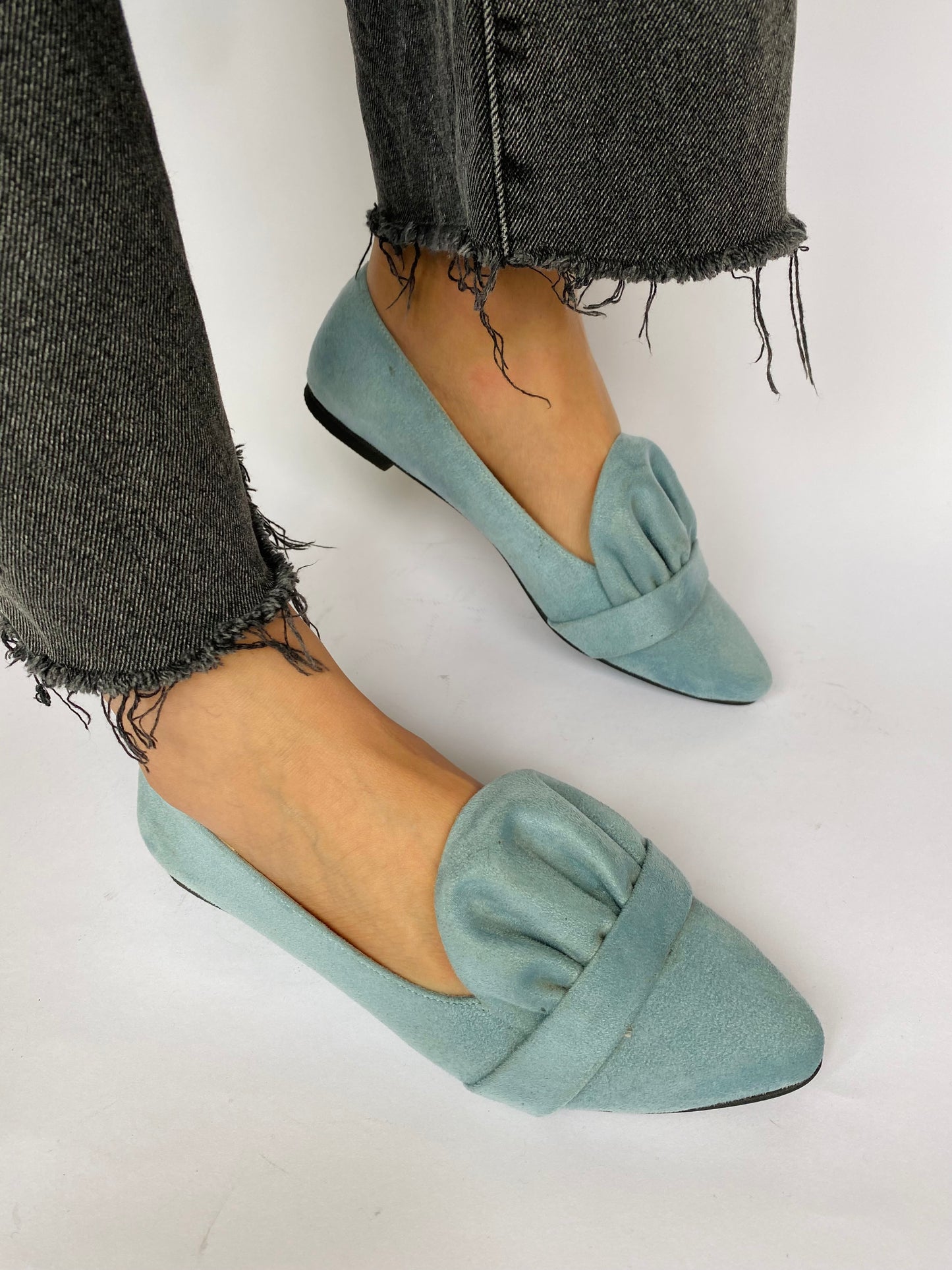 Pastel Blue Pointed Corals Flats