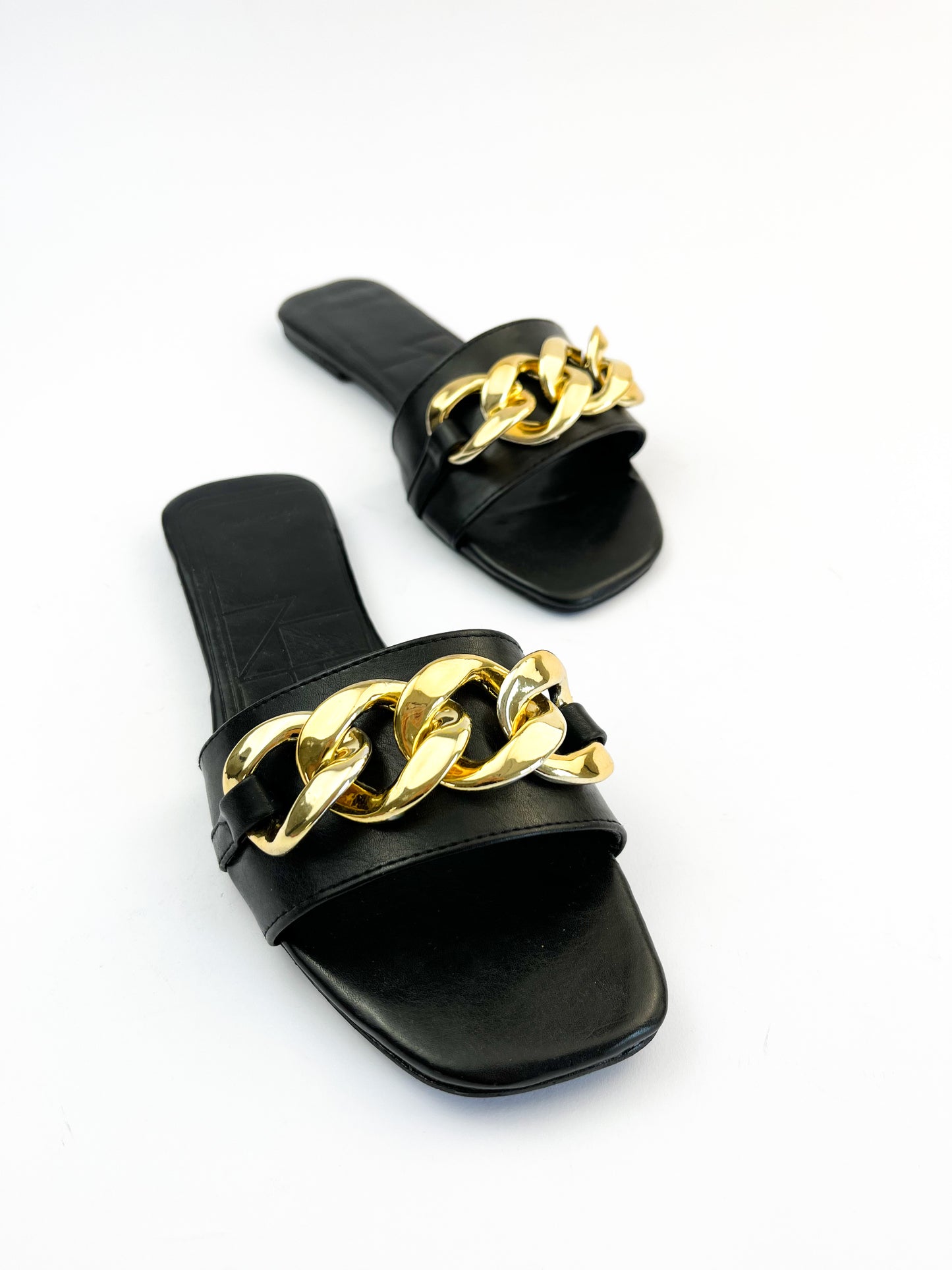 Goldilocks Sandals